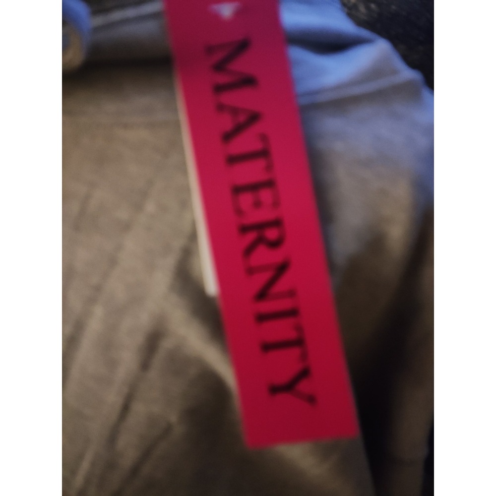From Fur Mama To Baby Mama Hooded Gray  Sweatshirt NEW Maternity Size Medium - Picture 3 of 7